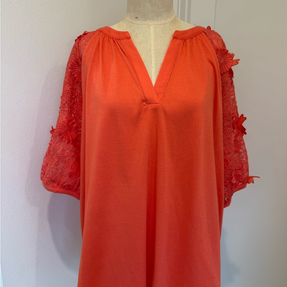 CATO Collection: limited edition women’s 18/20W Sheer raglan 3/4 sleeves P2P 25” - Picture 2 of 6
